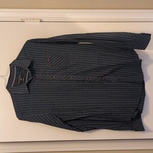 Billabong men's button down long sleeve shirt. Size Large. Navy w/stripes.